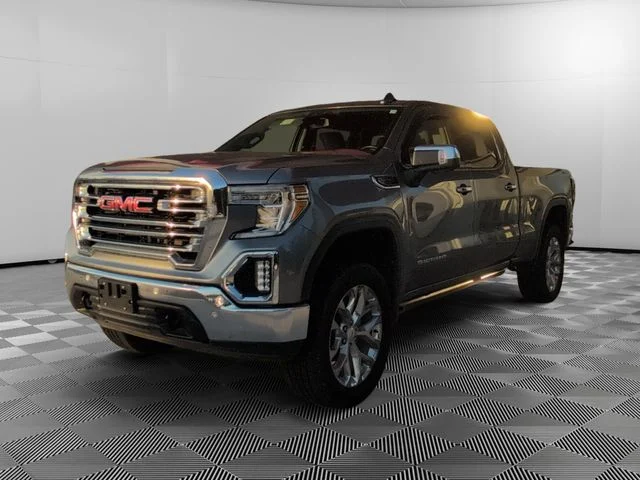 2020 GMC Sierra 4WD Crew Cab Short Box SLT's photo