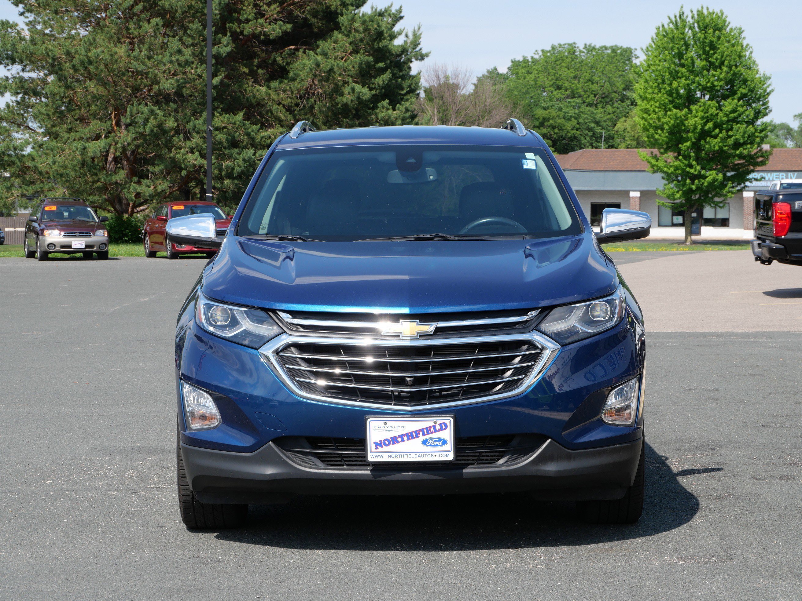 Used 2019 Pacific Blue Metallic Chevrolet Premier image 3