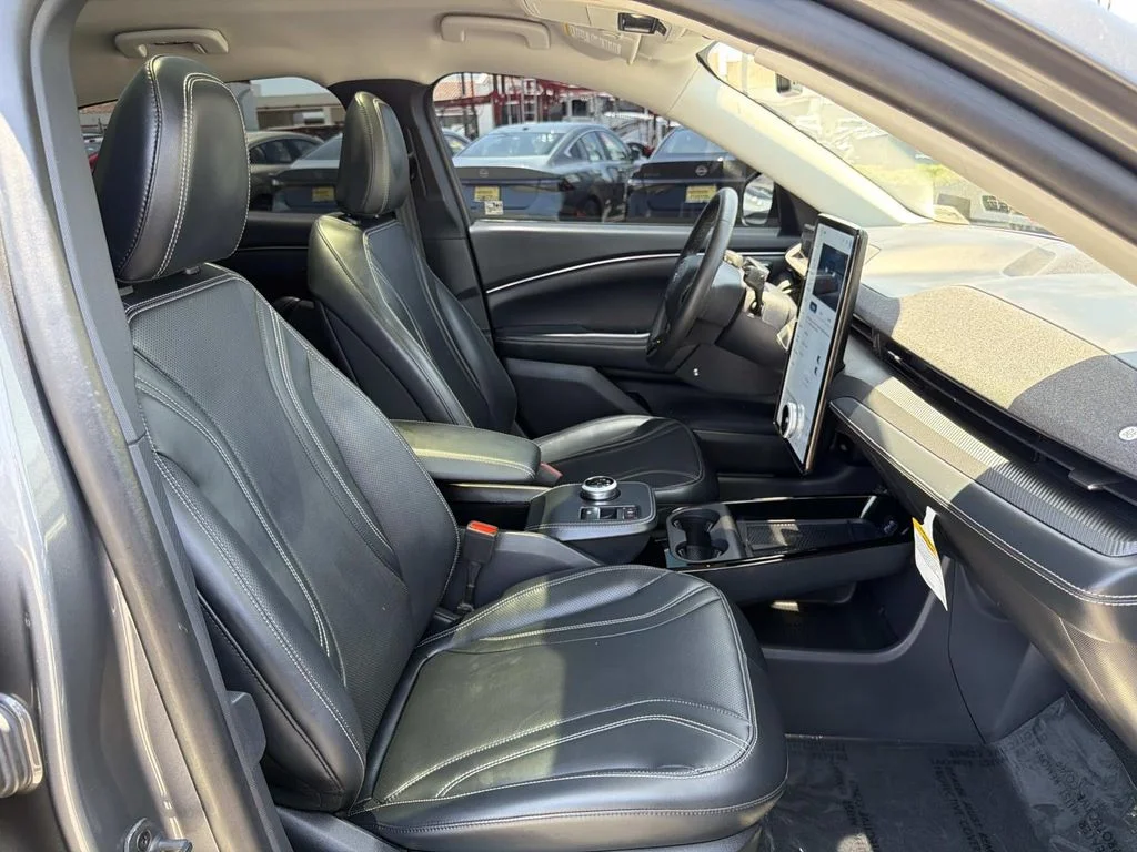 Used 2023 Carbonized Gray Metallic Ford Premium image 32