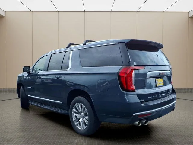 Used 2021 Blue GMC Denali image 10