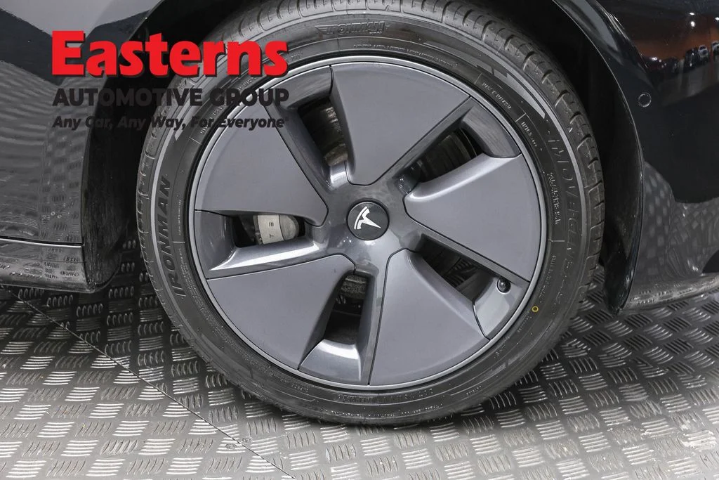 Used 2019 Black Tesla Standard image 23