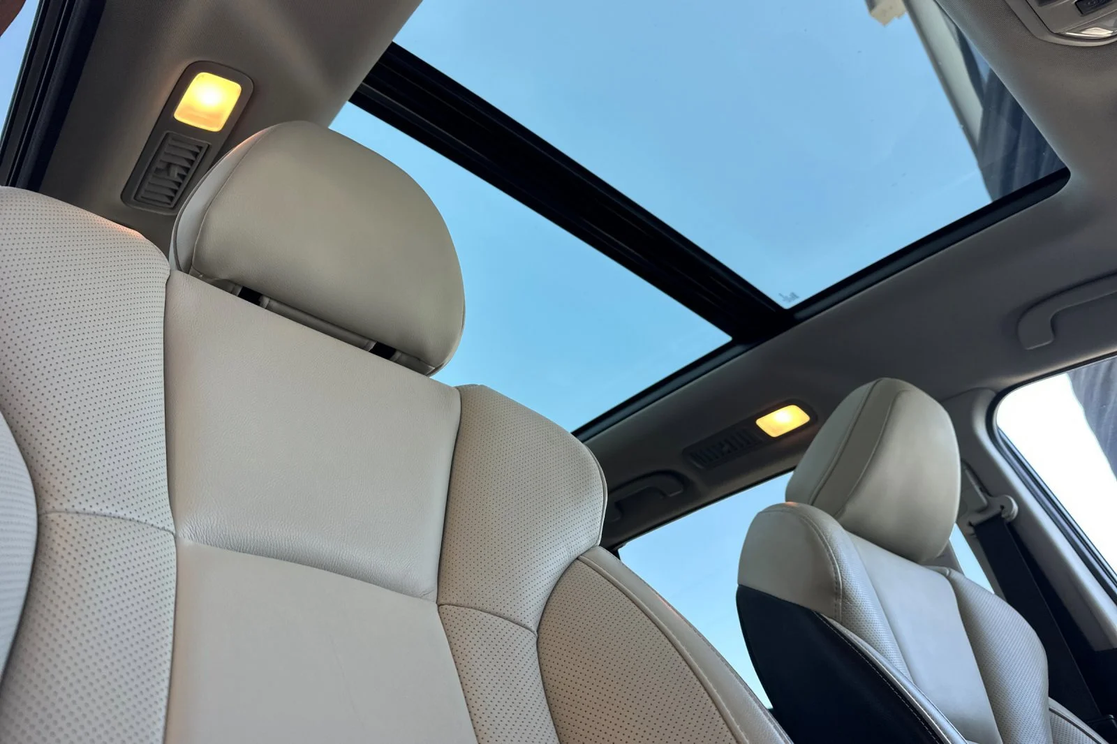 Used 2019 Tungsten Metallic Subaru Limited image 18