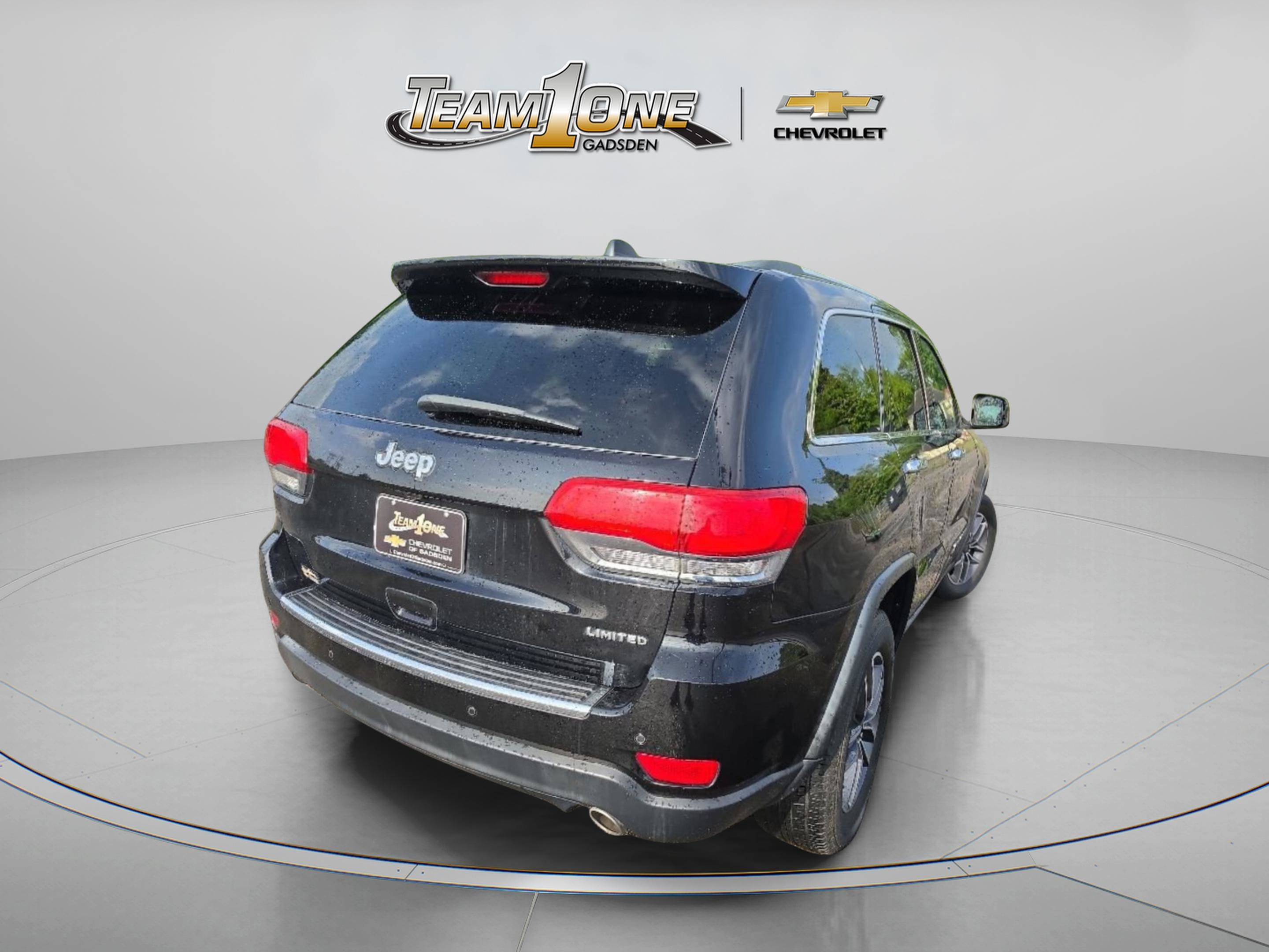 Used 2019 Black Jeep Limited 4x2 image 7
