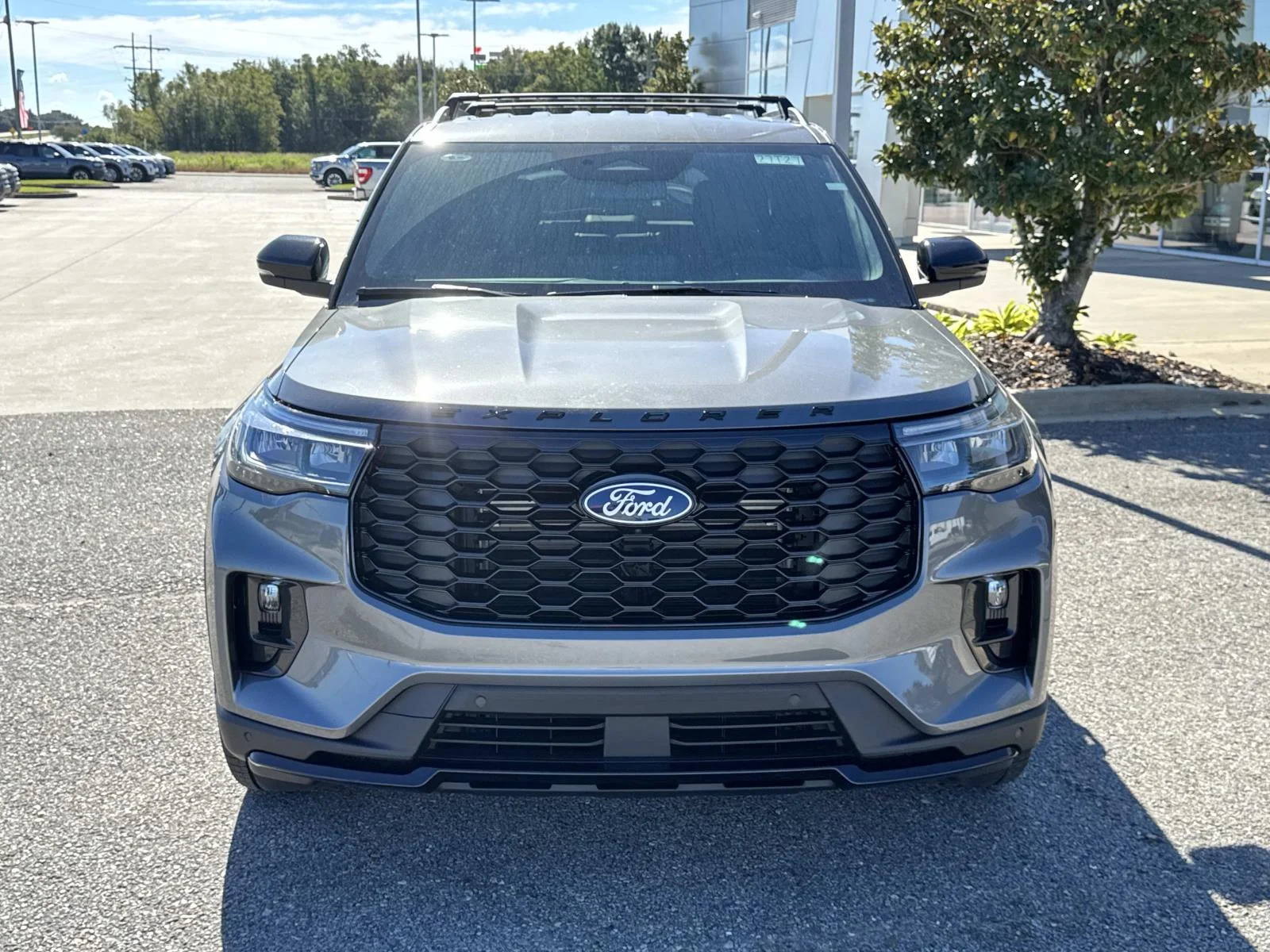 New 2027 Carbonized Gray Metallic Ford ST-Line image 2