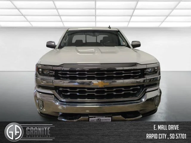 Used 2018 White Chevrolet LTZ image 9