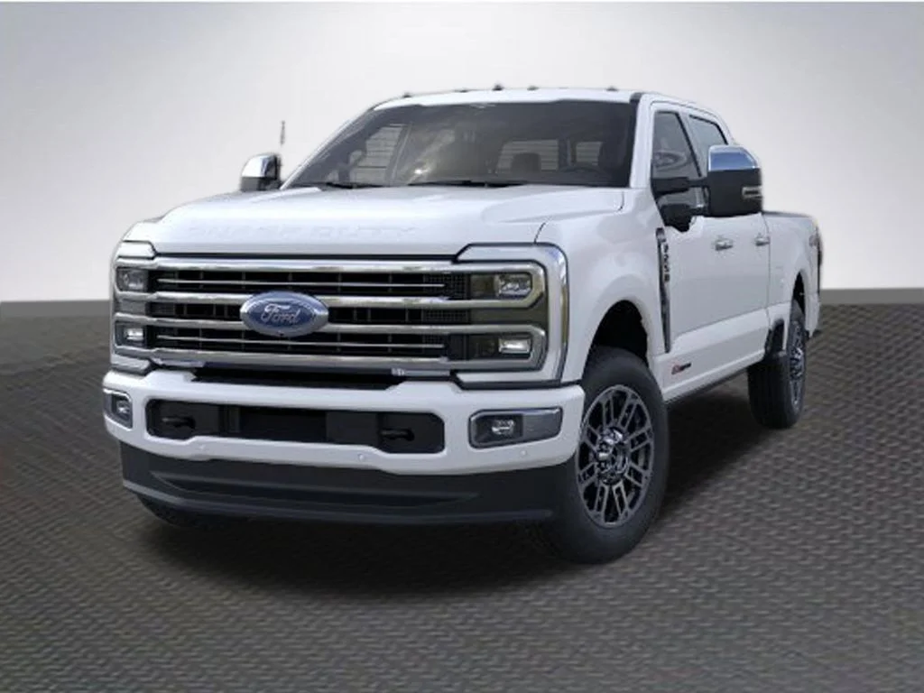 New 2026 Star White Metallic Tri-Coat Ford F-250® Platinum® image 2
