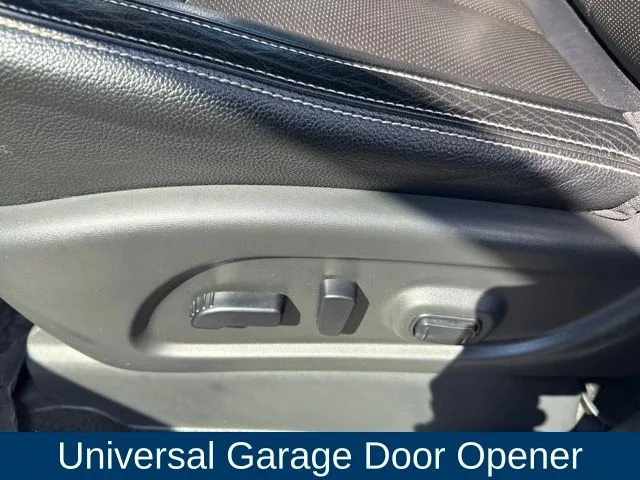 Used 2019 Silver Nissan PRO-4X image 14