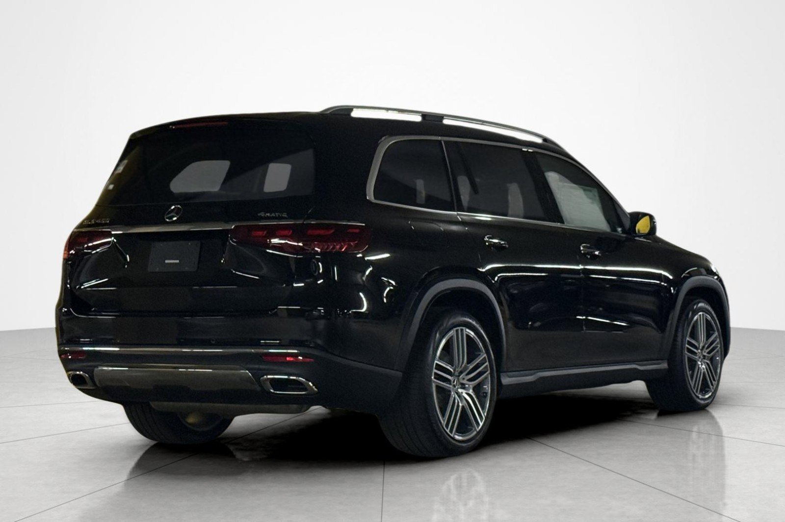 New 2026 Obsidian Black Metallic Mercedes-Benz GLS 450 4MATIC® SUV image 32