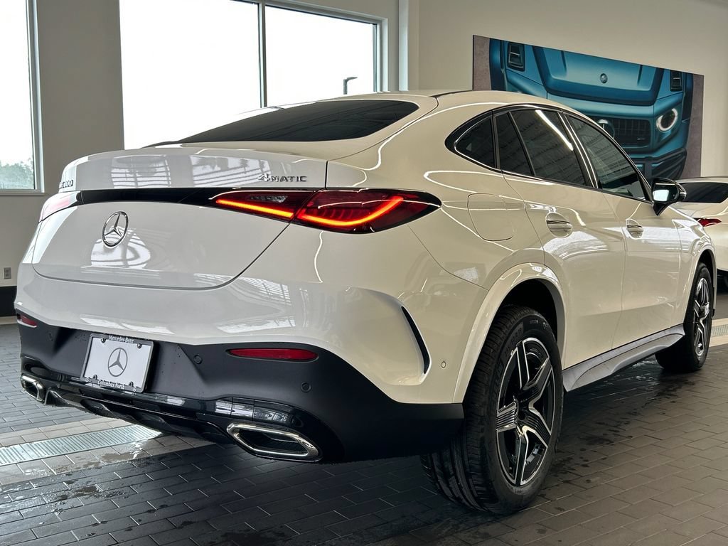New 2027 Polar White Mercedes-Benz GLC 300 image 8