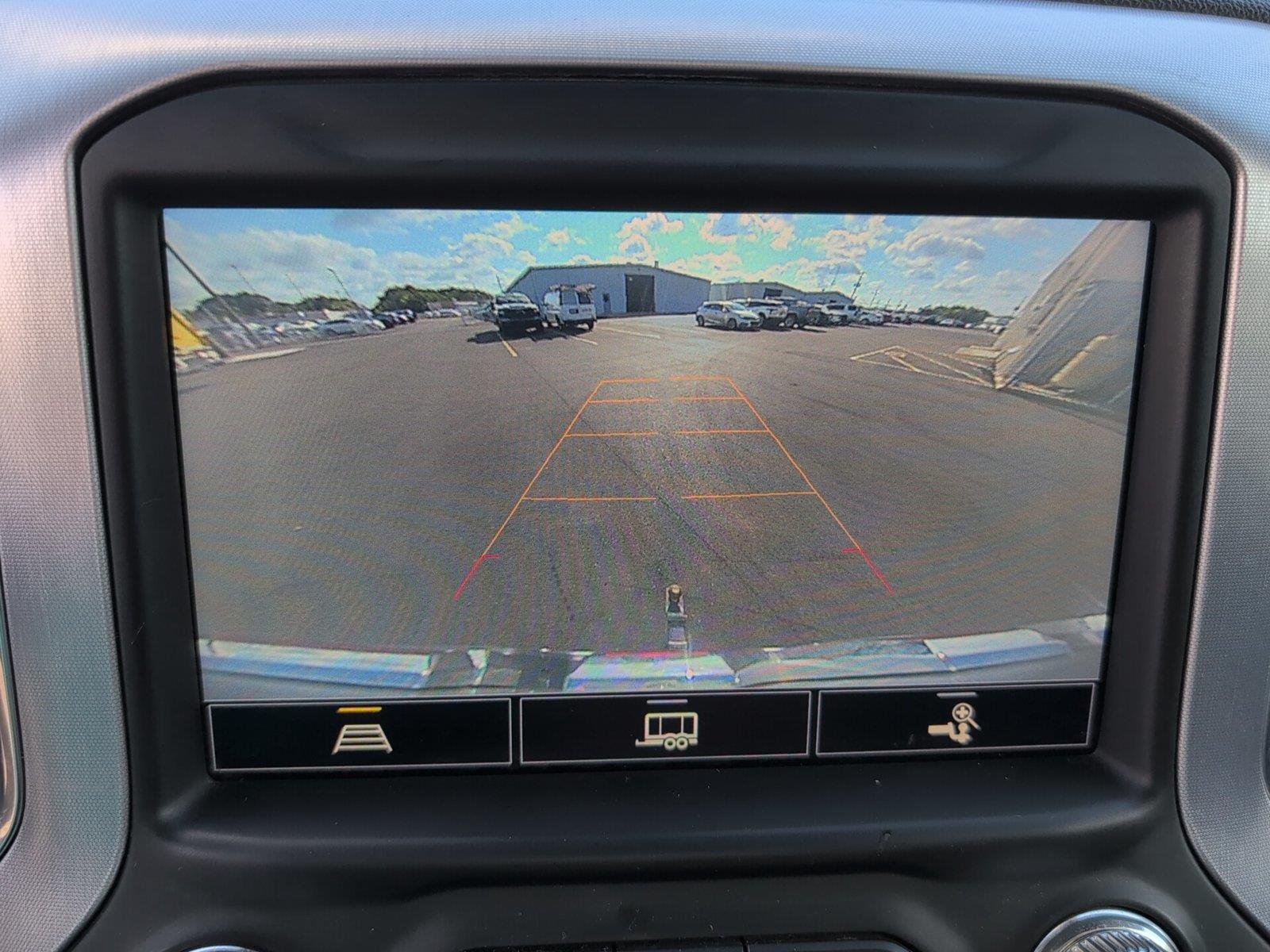 Used 2022 QUICKSILVER METALLIC GMC SLT image 19