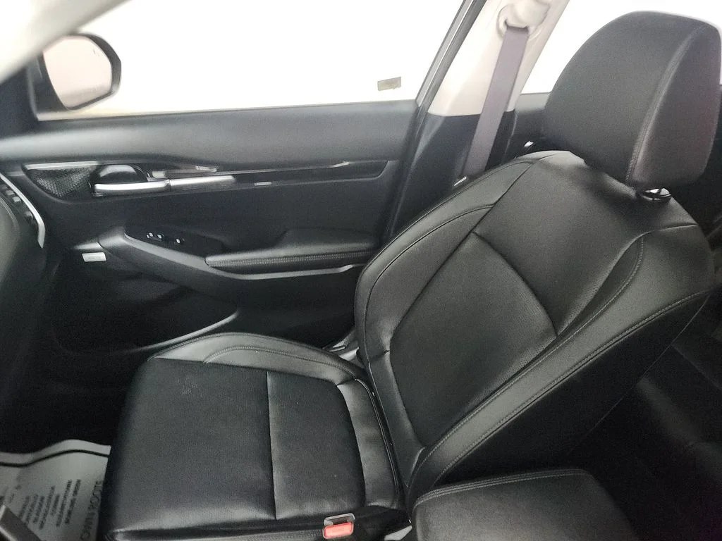 Used 2022 Gray Kia SX image 28