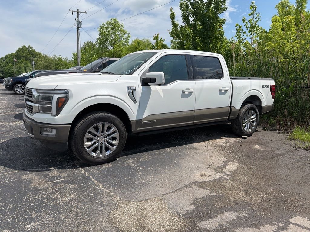 Used 2025 White Ford King Ranch image 3