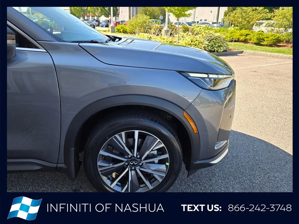 New 2027 GRAPHITE SHADOW INFINITI Luxe AWD image 14