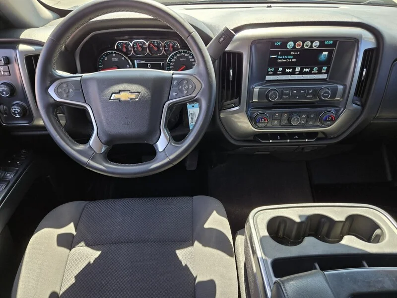 Used 2018 Graphite Metallic Chevrolet LT image 8