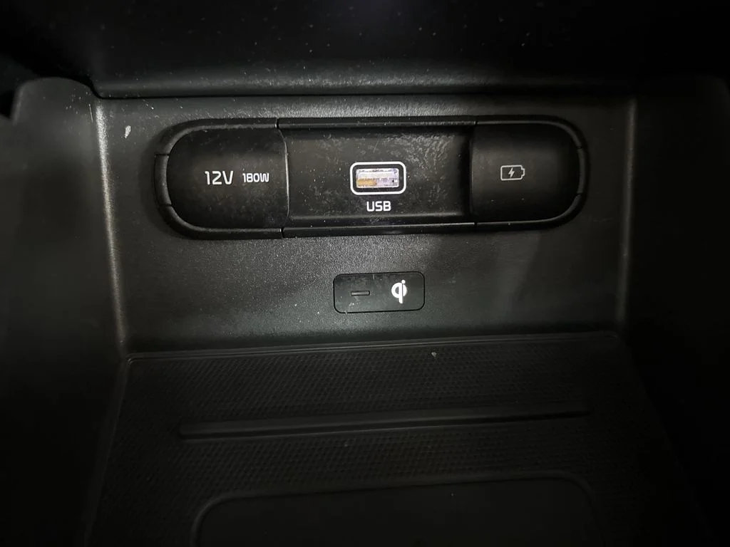 Used 2022 Grey Kia SX image 34
