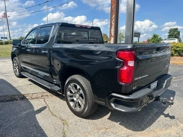 Used 2023 Black Chevrolet High Country image 21