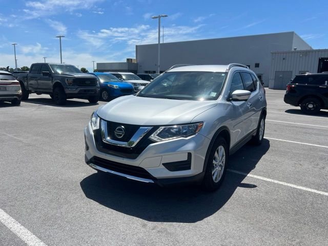 Used 2018 Brilliant Silver Nissan SV image 4