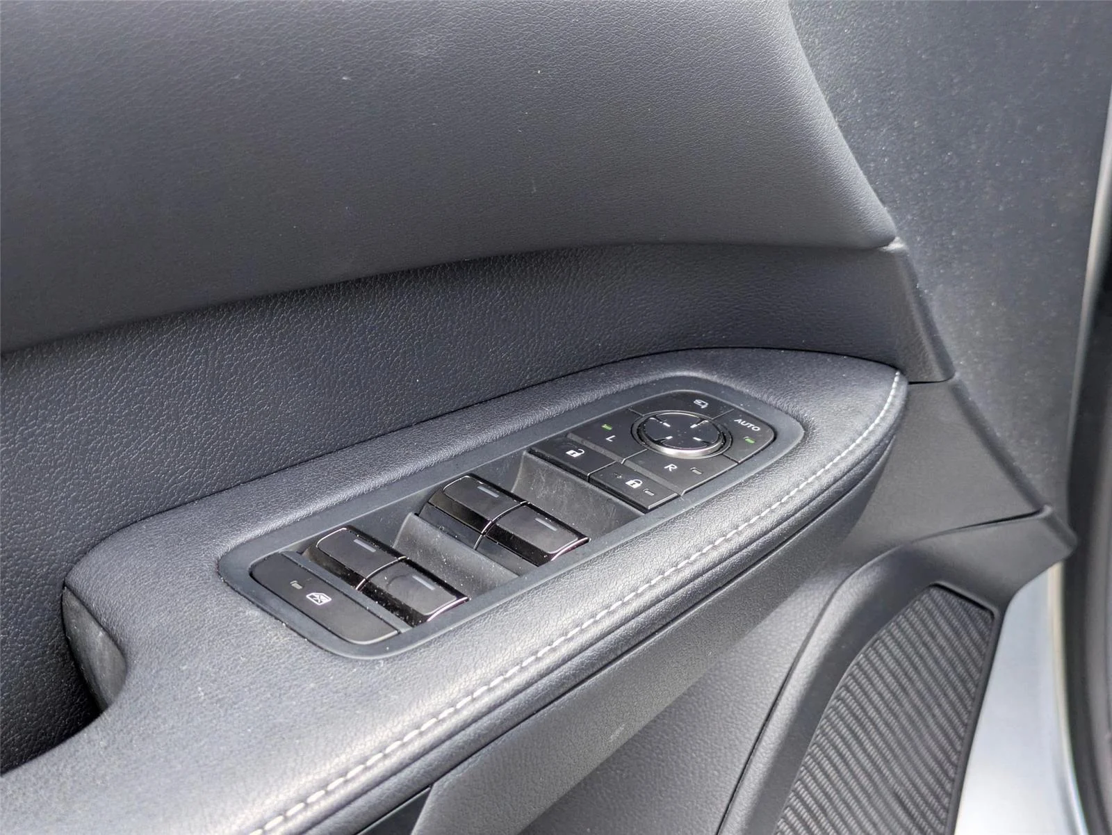 Used 2025 Caviar Lexus Premium image 13