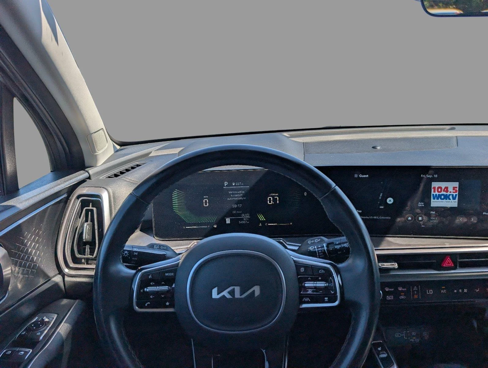 Used 2024 Everlasting Silver Kia S image 34