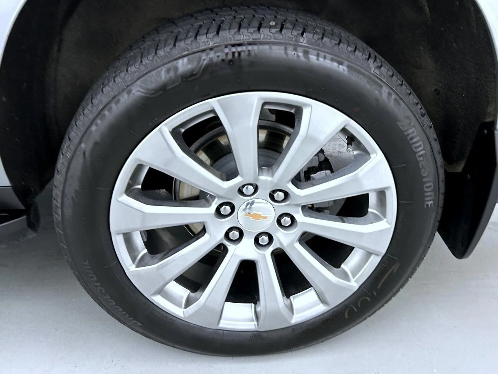 Used 2025 Gray Chevrolet Premier image 25