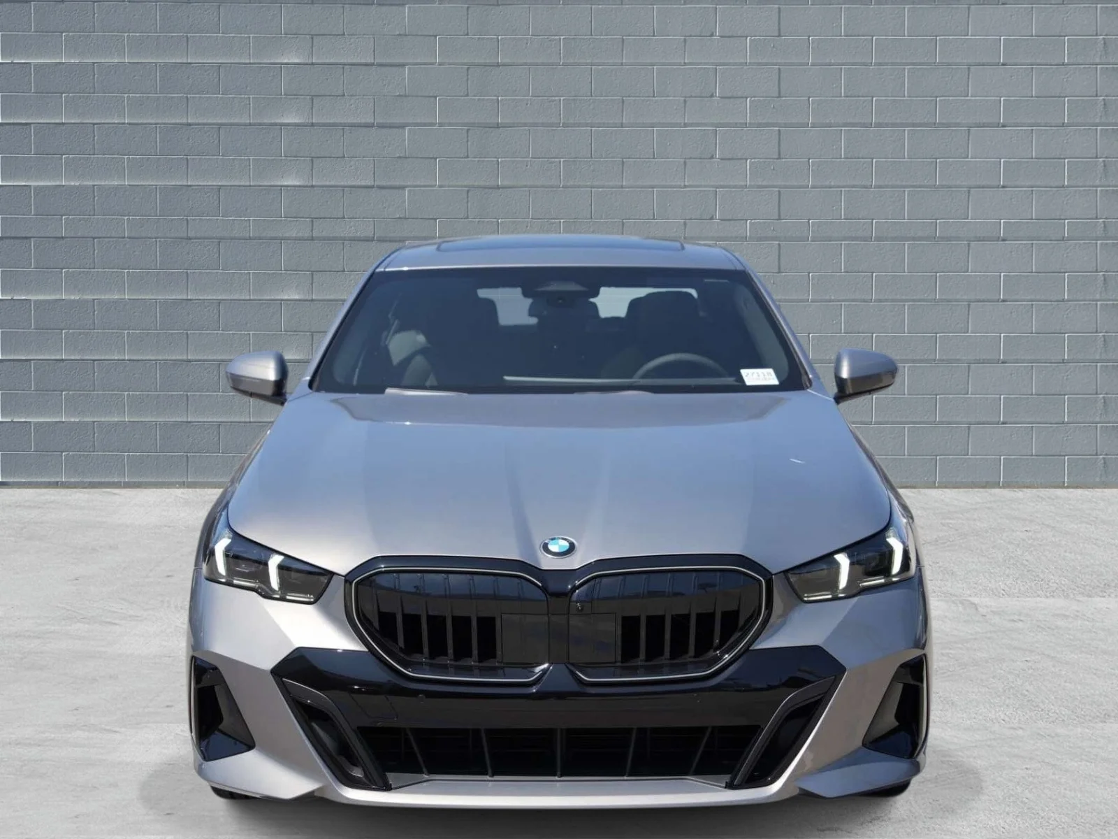 New 2027 Oxide Grey Metallic BMW 530i image 2