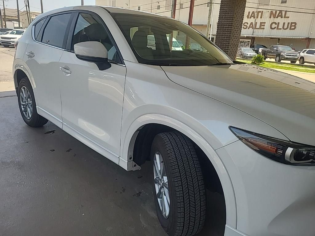 Certified Used 2025 White Mazda 2.5 S Preferred Package image 9