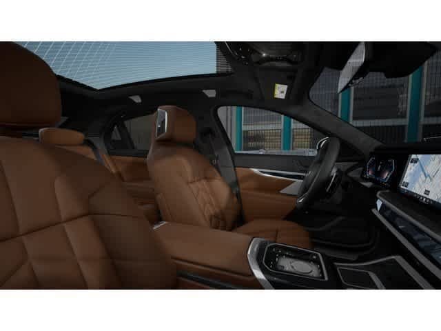 Used 2026 Alpine White BMW 740i xDrive image 9