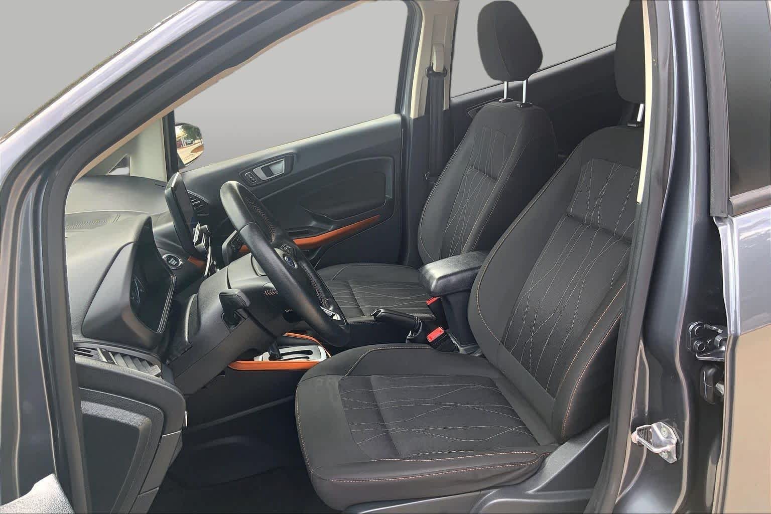Used 2021 Smoke Ford SE image 8