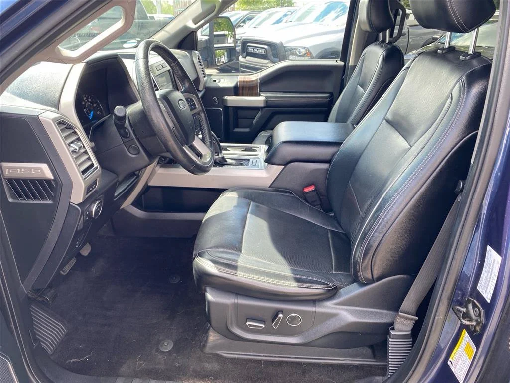 Used 2016 Blue Ford Lariat image 9