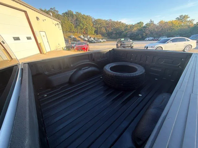 Used 2017 White Ford XLT image 11