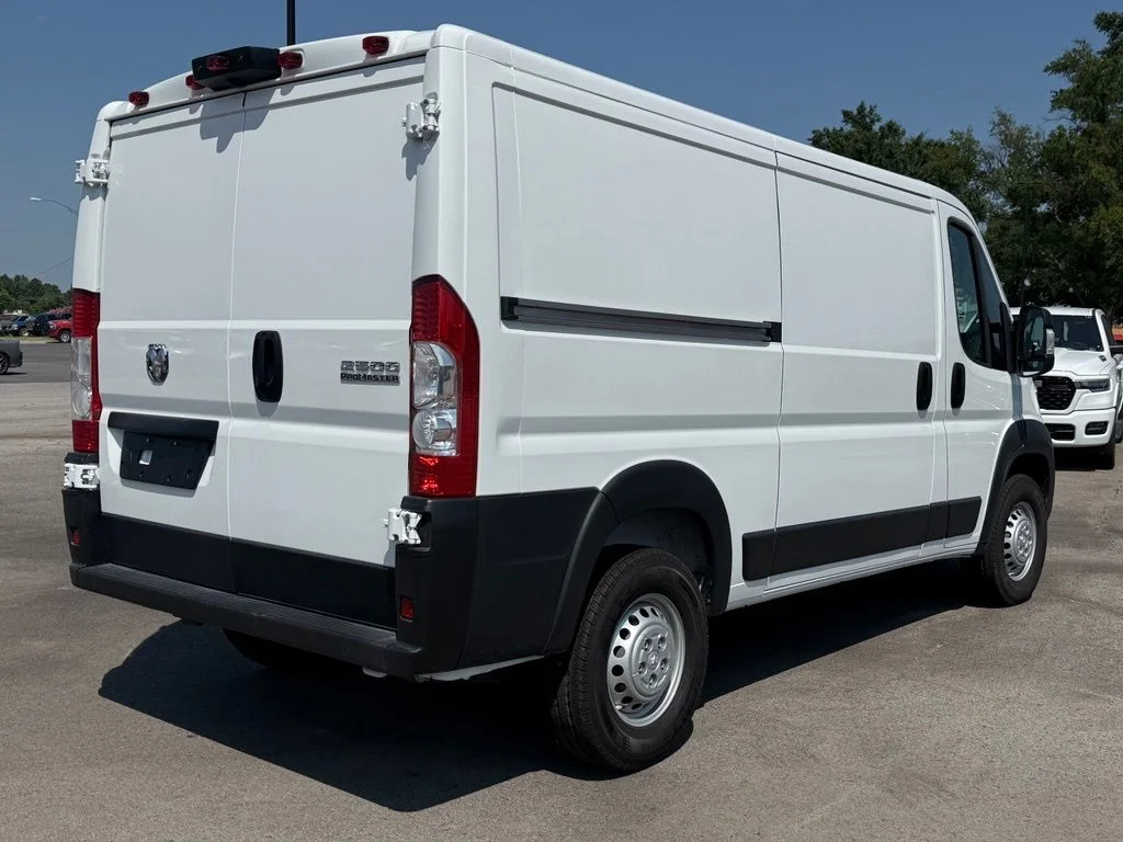 Used 2026 White Ram Base image 8