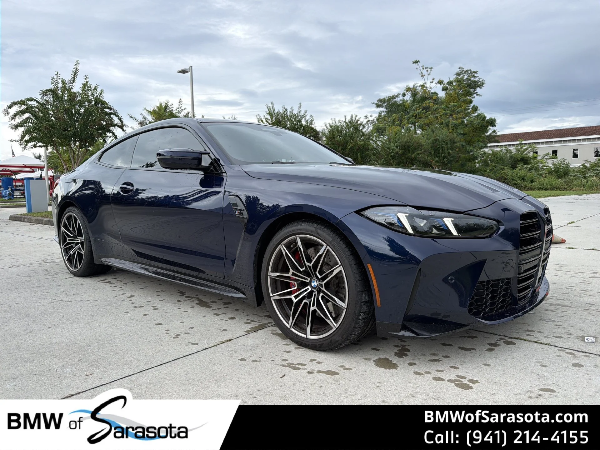 Used 2025 Tanzanite Blue II Metallic BMW Competition image 1
