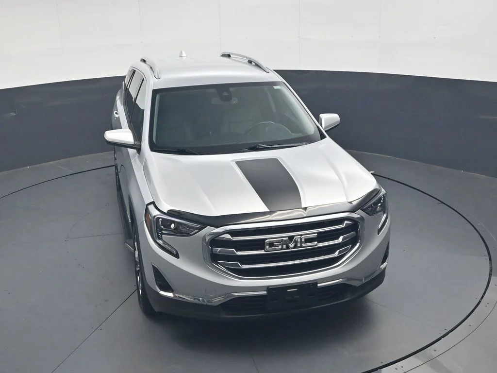 Used 2021 Silver GMC SLT image 41