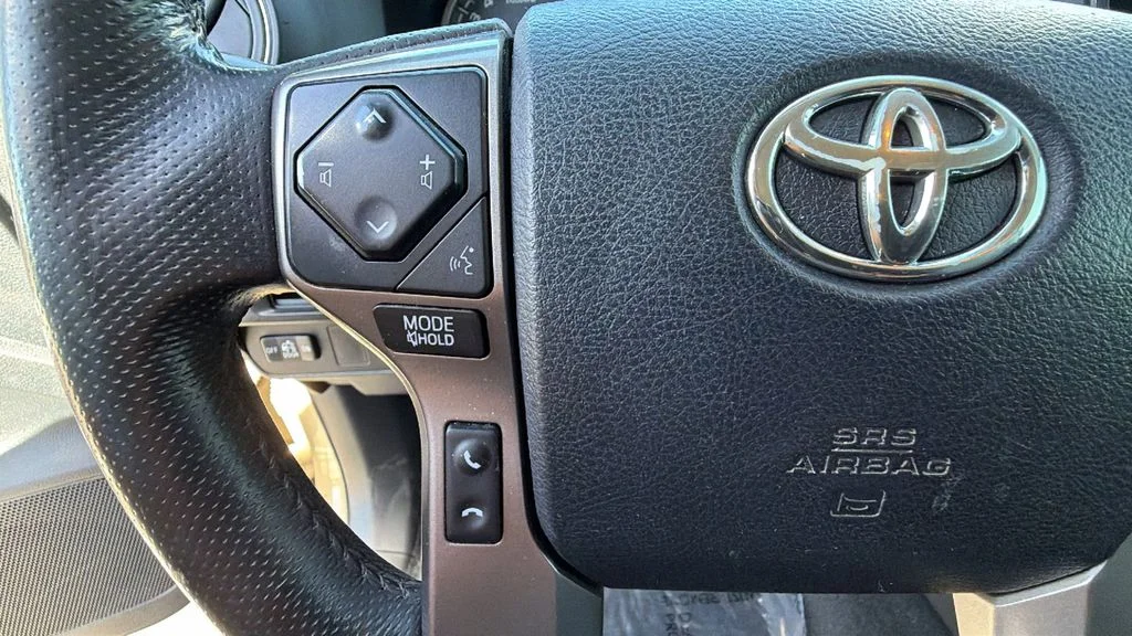 Used 2016 Quicksand Toyota SR5 image 19