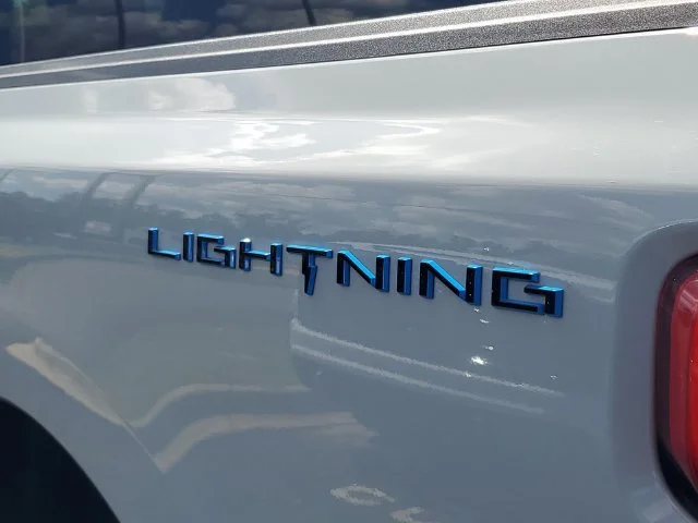 Used 2023 Avalanche Ford Pro image 31