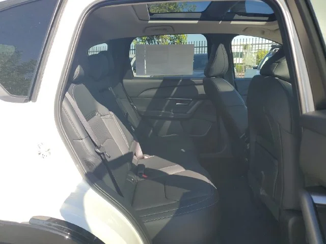 New 2026 Rhodium White Metallic Mazda 2.5 S Premium AWD image 15