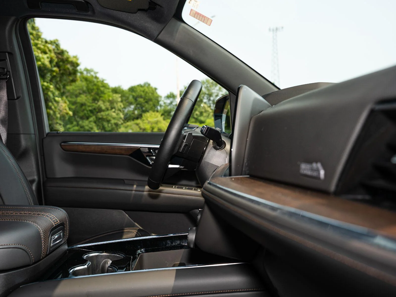 Used 2025 Sterling Gray Metallic Chevrolet High Country image 43