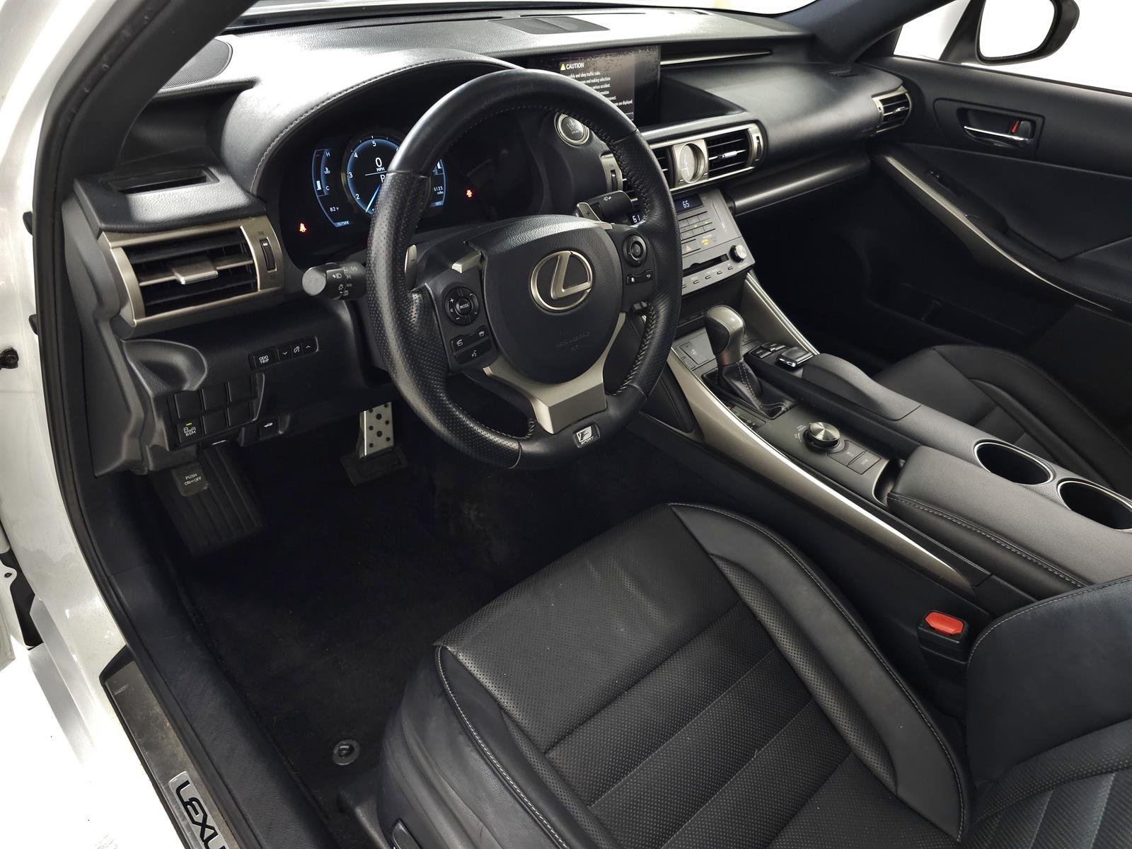 Used 2015 White Lexus F SPORT image 11