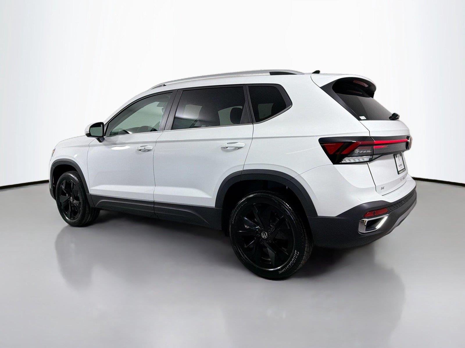 2026 Volkswagen Taos SE - Photo 7