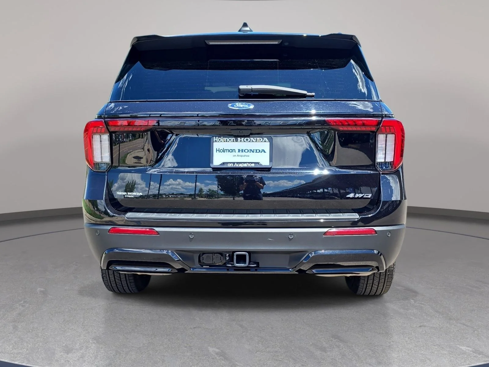 Used 2025 Black Metallic Ford ST-Line image 7