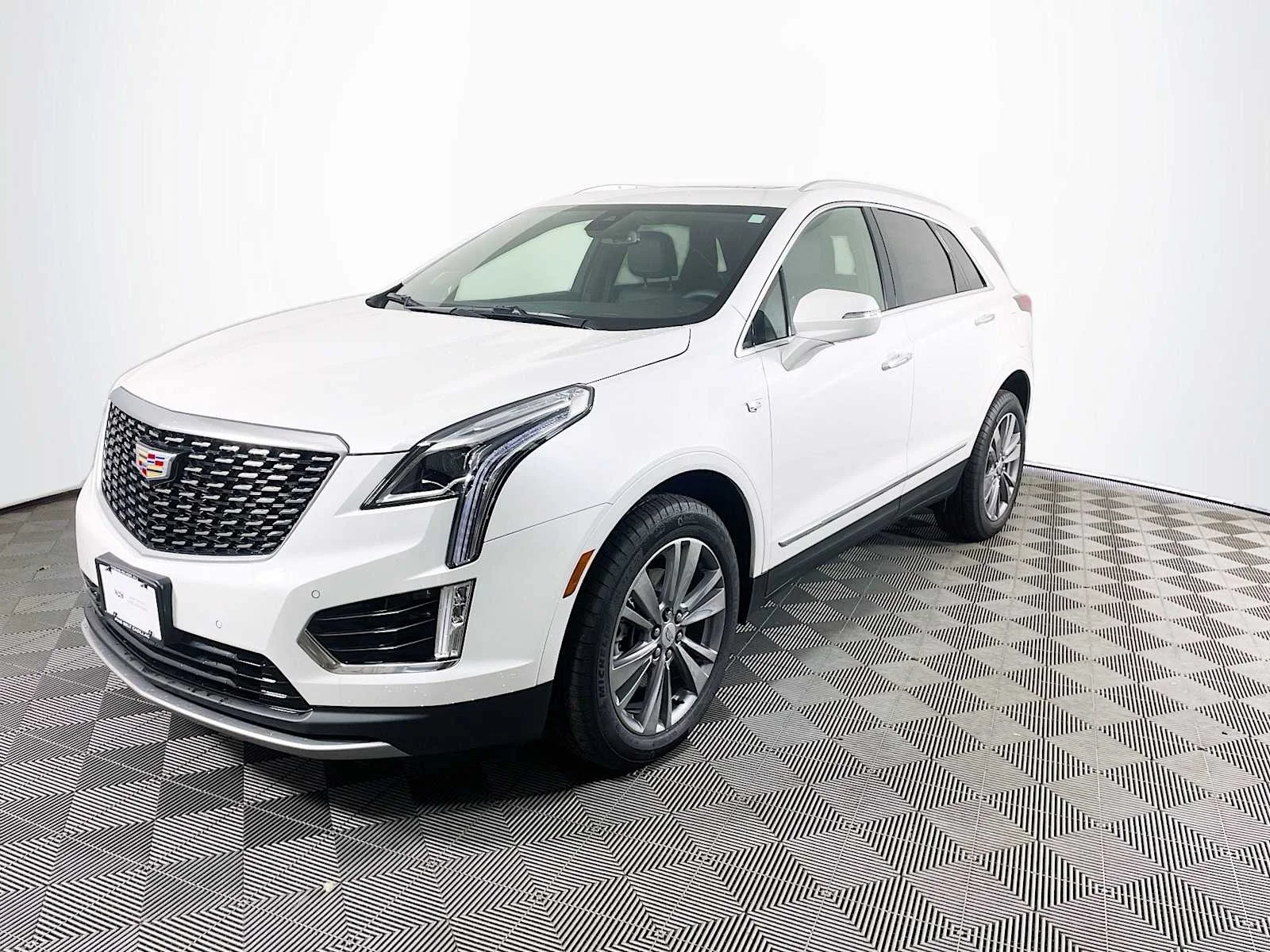 2025 Cadillac XT5 FWD Premium Luxury's photo
