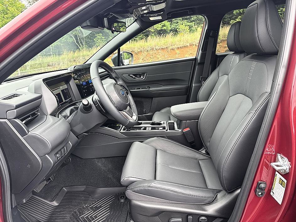 2026 Subaru Outback Touring - Photo 11