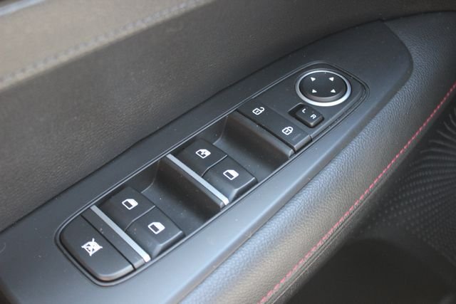 Used 2023 White Kia GT image 20