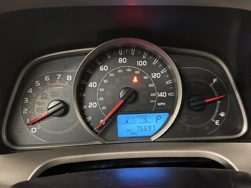 Used 2015 Blue Toyota XLE image 23