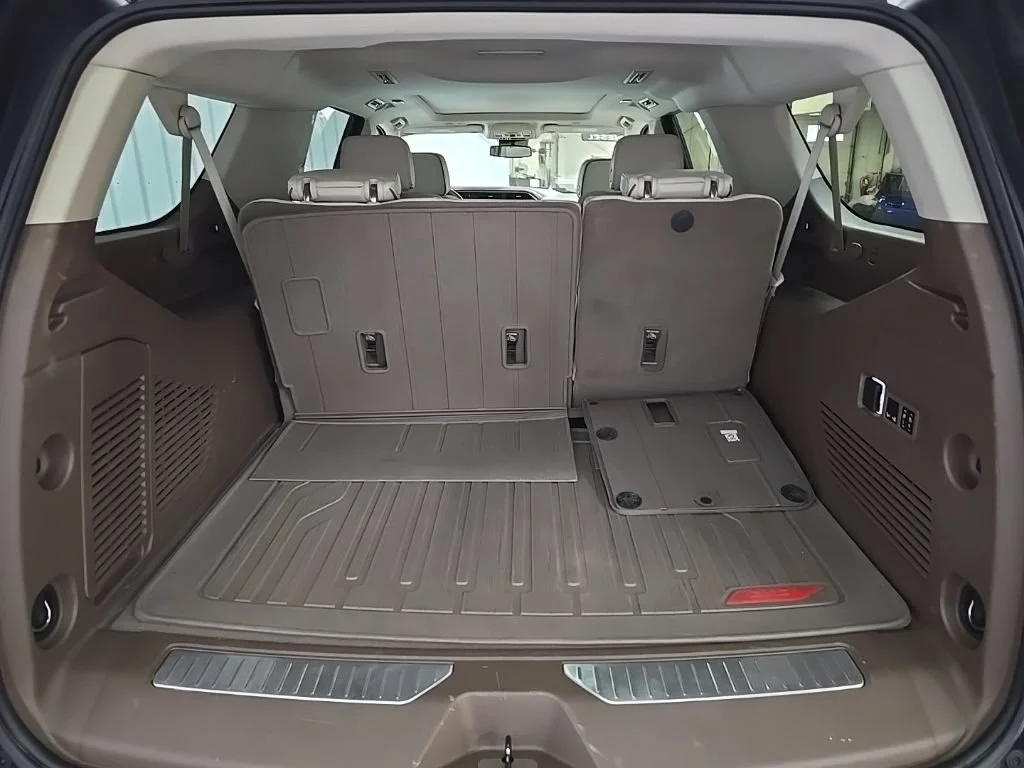 Used 2023 Titanium Rush Metallic GMC Denali image 12