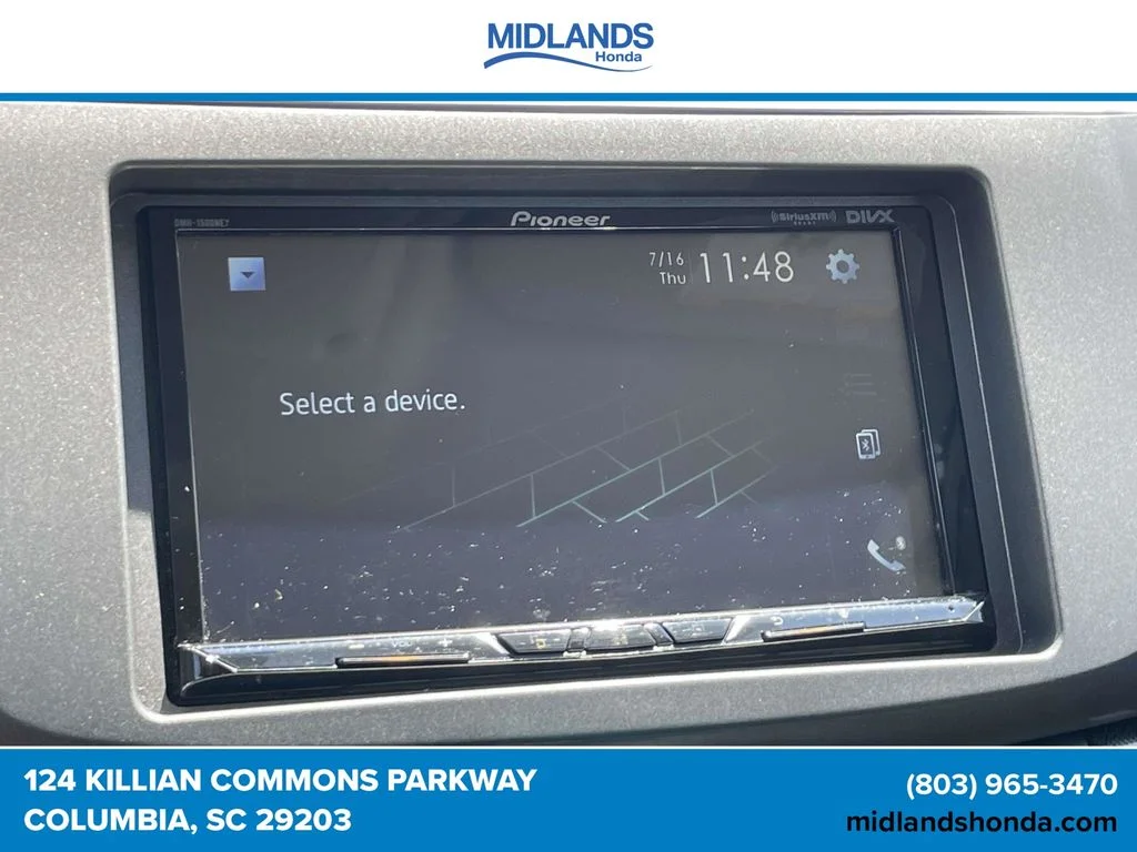 Used 2018 Super Black Nissan SR image 26