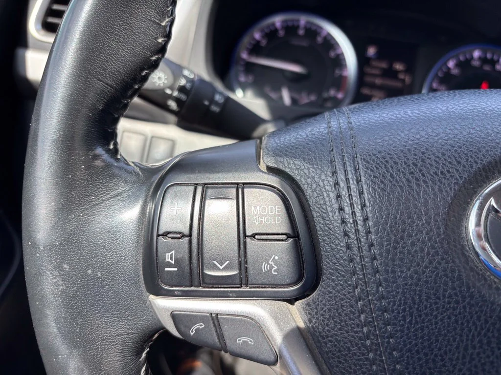Used 2018 White Toyota Limited image 12