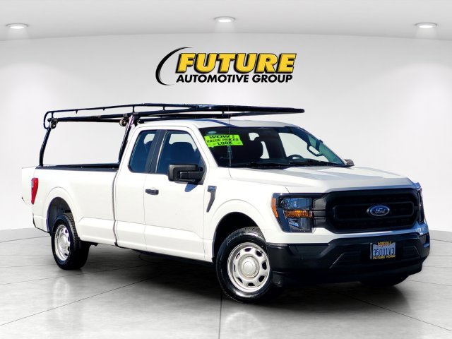 Used 2023 White Ford XL image 1
