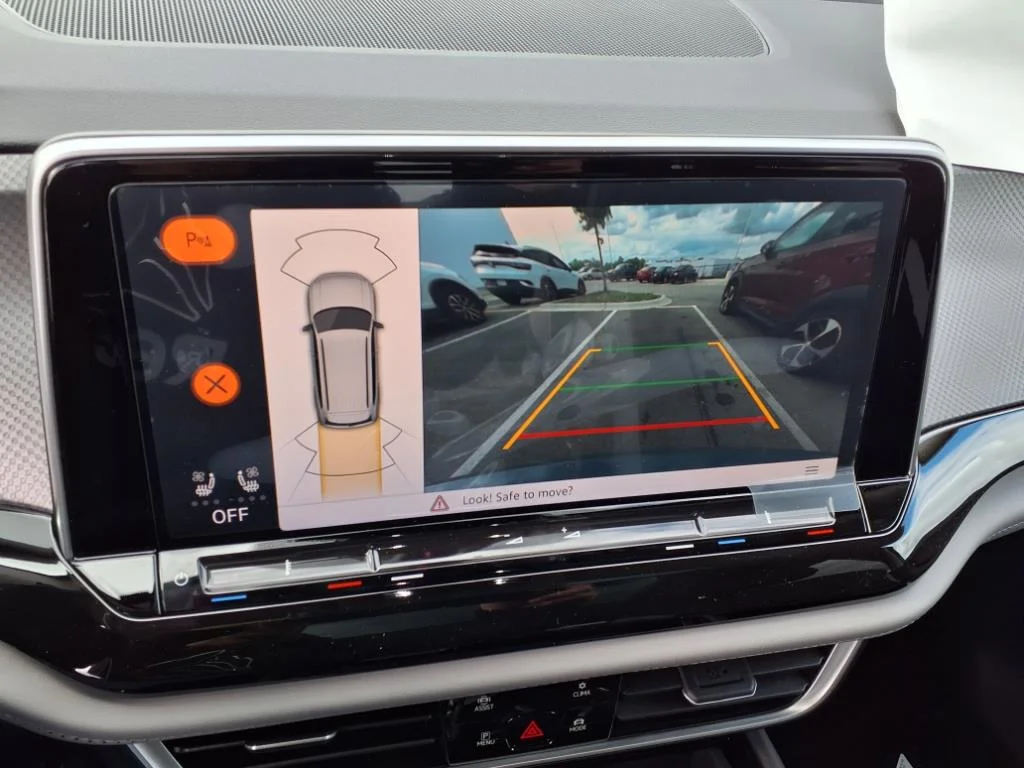 2025 Volkswagen Atlas Atlas Peak Edition - Photo 11