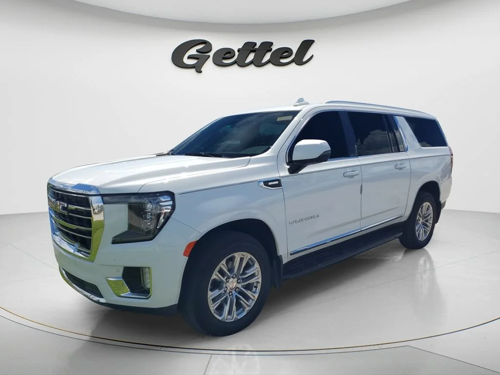 Used 2021 SUMMIT WHITE GMC SLT image 1